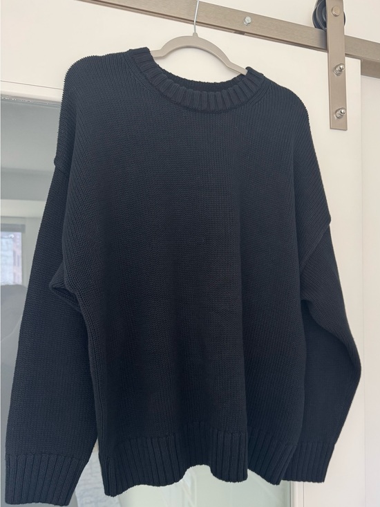 GAP Sweaters - GAP 100% Cotton Black Crewneck Knit Sweater